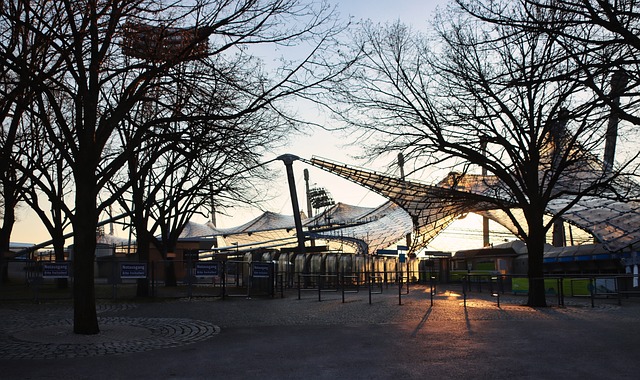 的防守稳固 的防守稳固